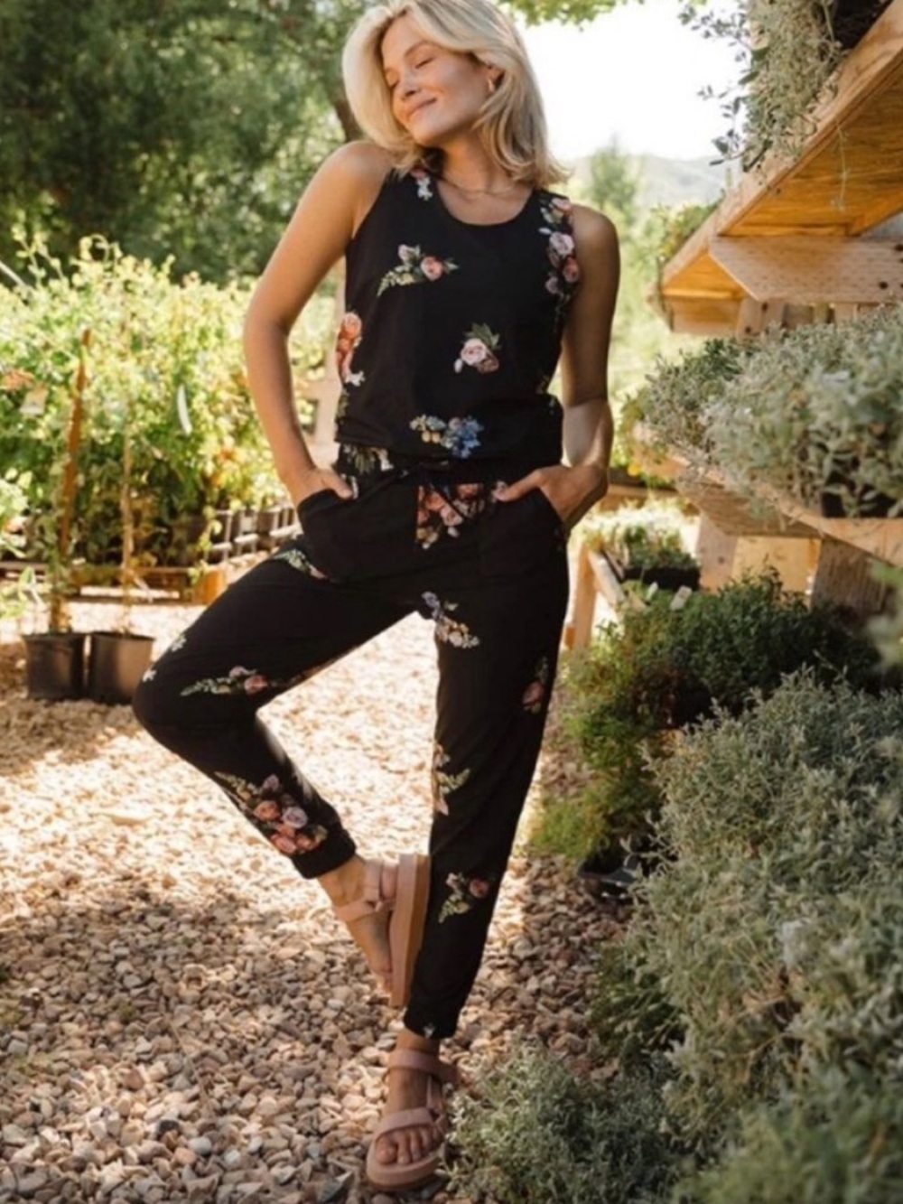 NWT ALBION Rose Floral Print Jumpsuit *Travel Friendly*